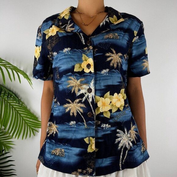 Caribbean Joe Women's Navy Floral Floral Hawaiian Button Down Summer Shirt / M - Picture 2 of 6